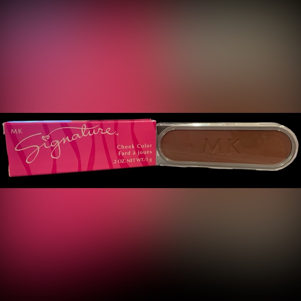 Mary Kay “MK Signature” Cheek Color